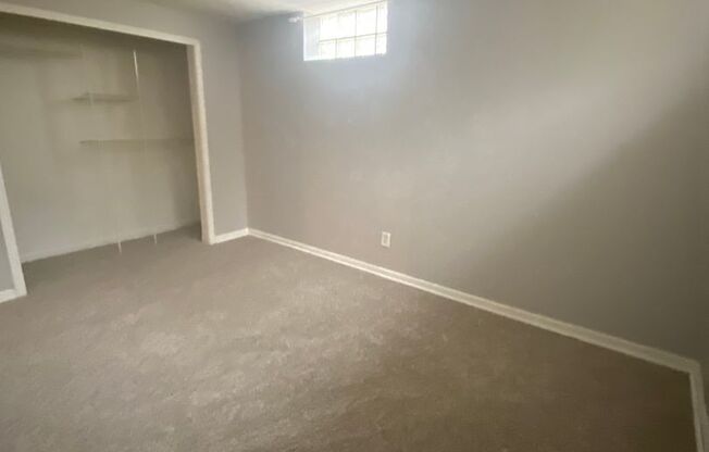 2 Bed 2 Bath house with BONUS room in basement!