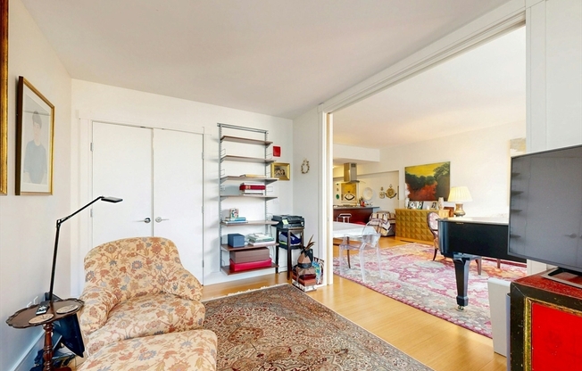 2 beds, 2 baths, 1,291 sqft, $6,250, Unit 2304