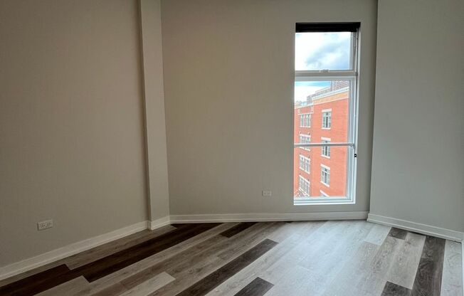 713 N Milwaukee