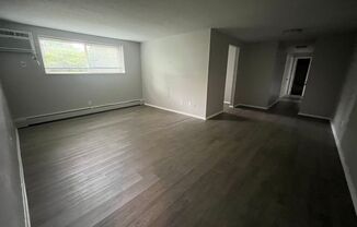 2 beds, 1 bath, 875 sqft, $1,050, Unit O103