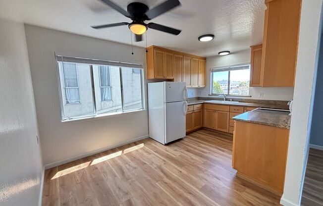210 ATHOL AVE