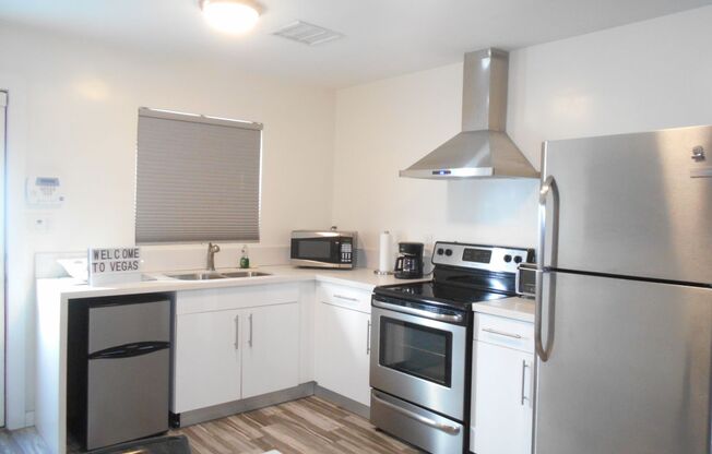 1 bed, 1 bath, $1,595, Unit # 1