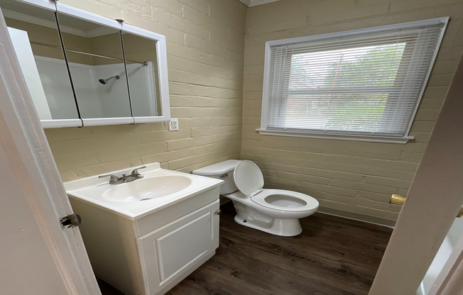 Cottage- Bathroom