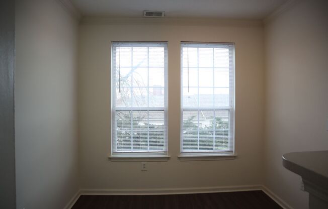 2 beds, 2 baths, 1,033 sqft, $1,649, Unit 21-21104