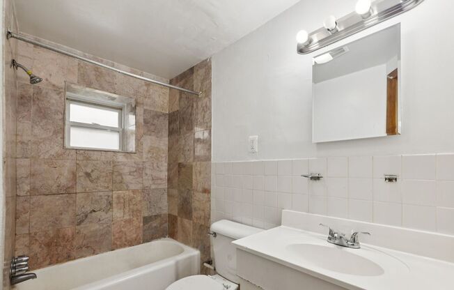 Studio, 1 bath, 280 sqft, $1,050, Unit A3