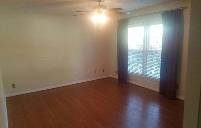 3BR/1BA