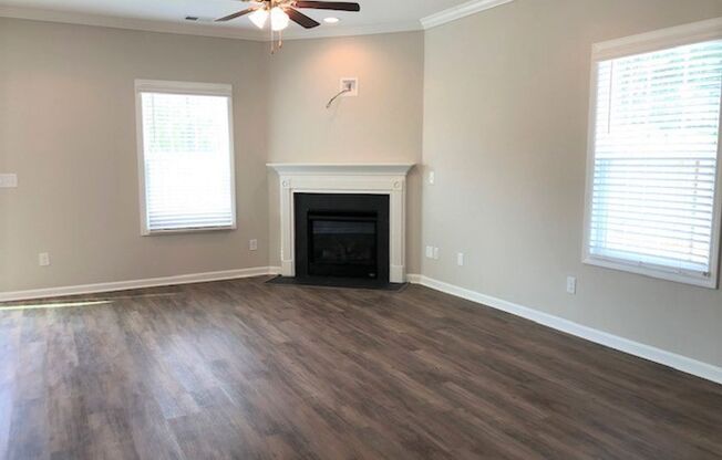 THE PERFECT HOME IN LEXINGTON'S BROOKSTONE COMMUNITY