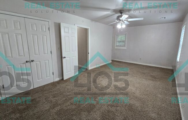 3 beds, 2 baths, $1,400