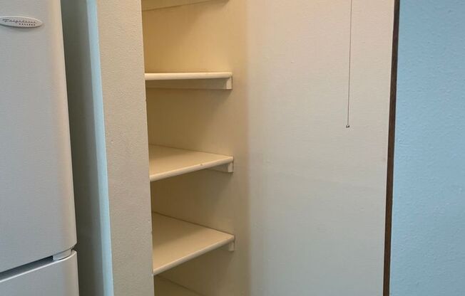 3 beds, 1 bath, 1,040 sqft, $1,800, Unit 3156-103