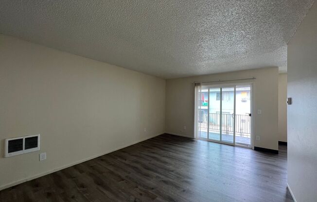 1 bed, 1 bath, 750 sqft, $1,200, Unit 29