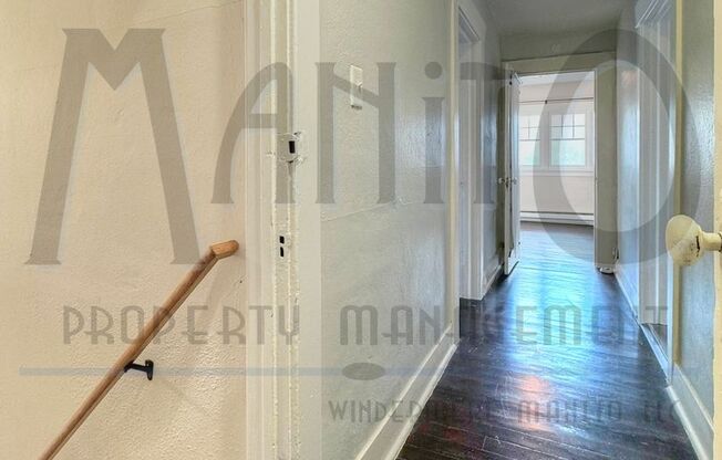 2 beds, 1 bath, 1,146 sqft, $1,425, Unit 1203 E Mission Avenue, Unit B