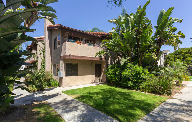 1736 Hornblend Street