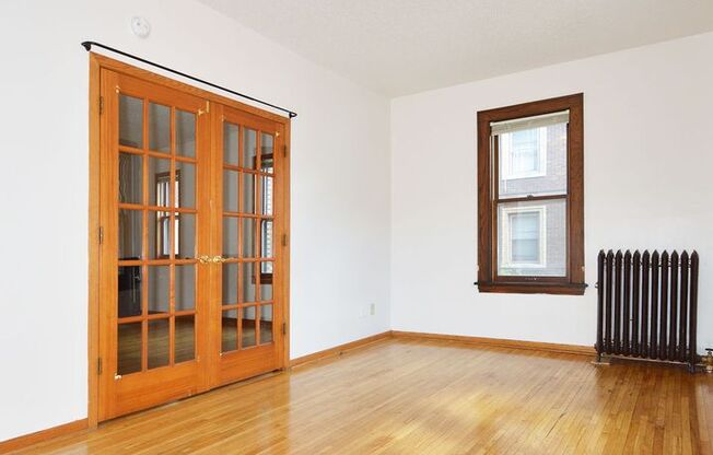 2 beds, 2 baths, 950 sqft, $1,400, Unit 10 - 110