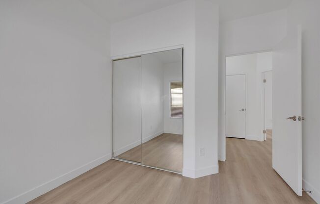 3 beds, 2 baths, $1,700, Unit # 2061