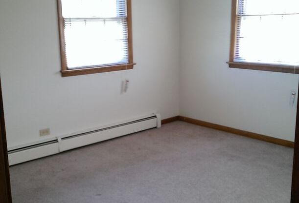 2414 Douglas St JTP