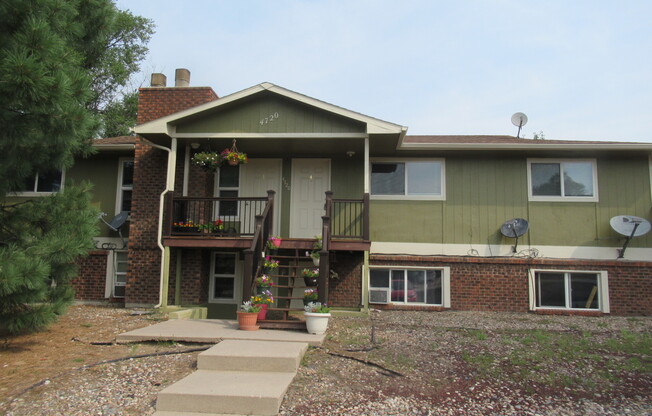 4720 SCENIC CRES