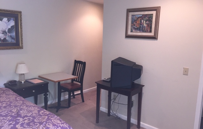 One Bedroom One Bathroom Efficiency available at 3030 Pepper's Ferry for Short Term Leases