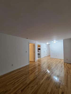 3 beds, 2 baths, 1,000 sqft, $2,500, Unit 2