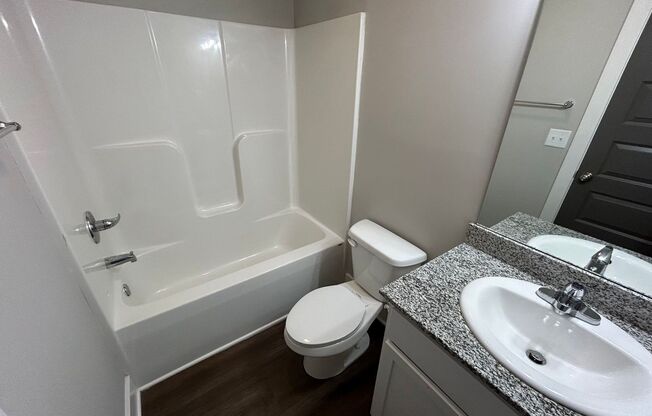 3 beds, 3.5 baths, 1,568 sqft, $2,250, Unit Unit 304