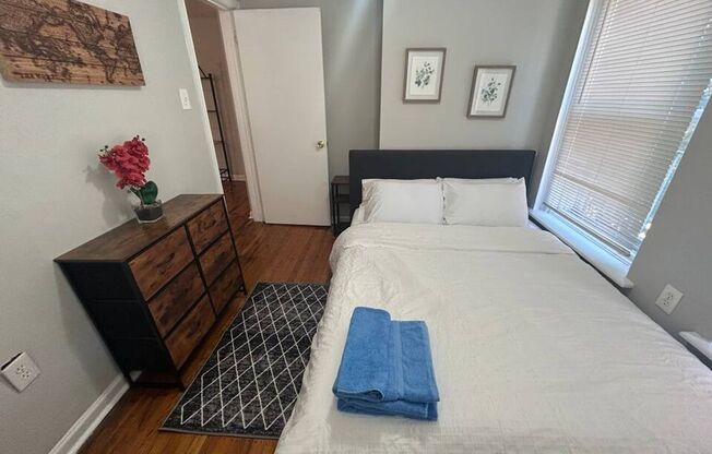 1 bed, 1 bath, 550 sqft, $1,190, Unit 3412 - B11