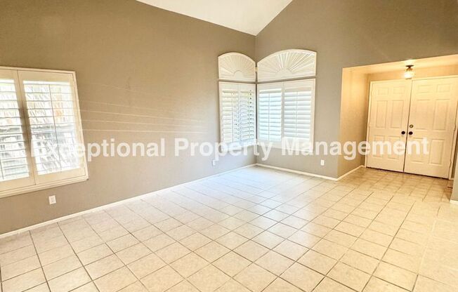 Great 4 bed 3 bath home in Fontana
