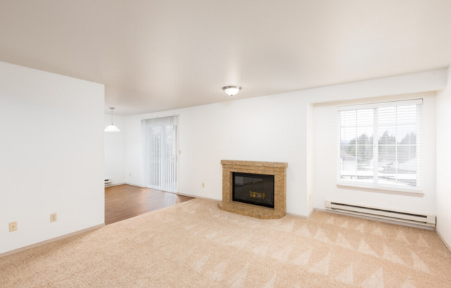 2 beds, 1 bath, 915 sqft, $1,625, Unit 412