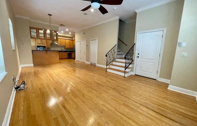 3 Bed 2.5 Bath Townhouse in A+ location!