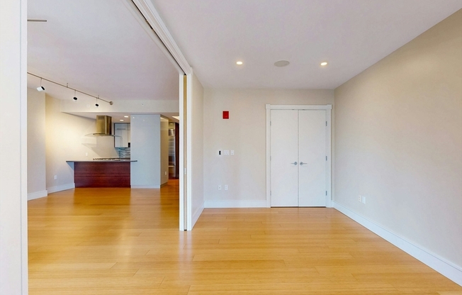 2 beds, 2 baths, 1,318 sqft, $6,400, Unit U2203