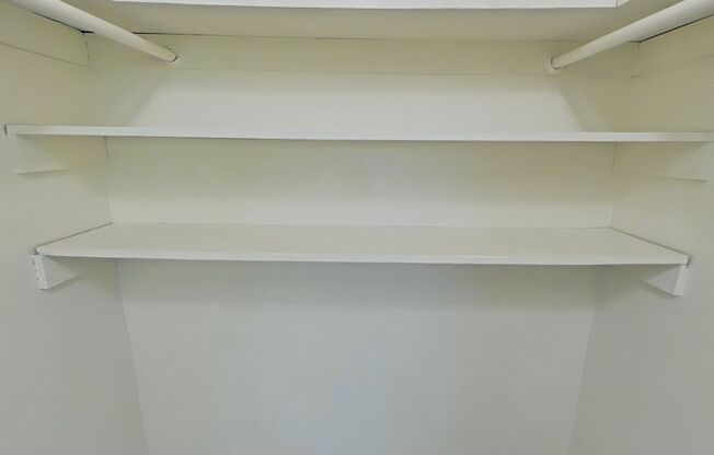 1 bed, 1 bath, 675 sqft, $1,975, Unit 28