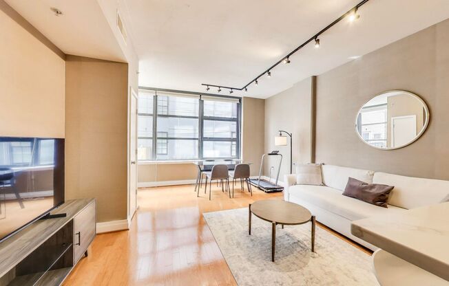 Beautiful 1 bedroom + 1 Ba + Garage space in Shaw, DC