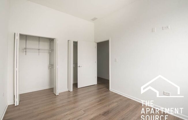 3 beds, 2 baths, $3,595, Unit 406