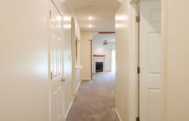 2 beds, 2 baths, 1,250 sqft, $1,840, Unit CL - 3384