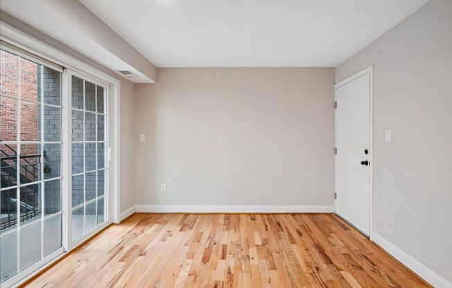 1 and 3 bedroom apartments with utilities