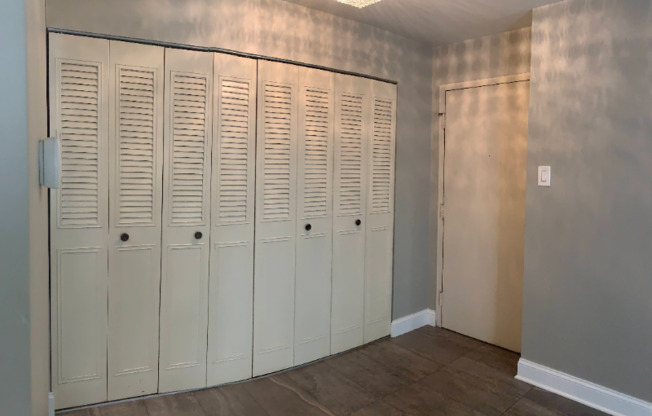 1001 Grandview Ave 1008