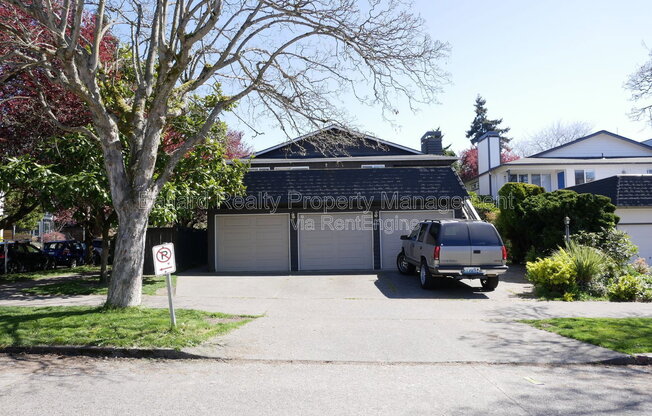 6116 22 AVE