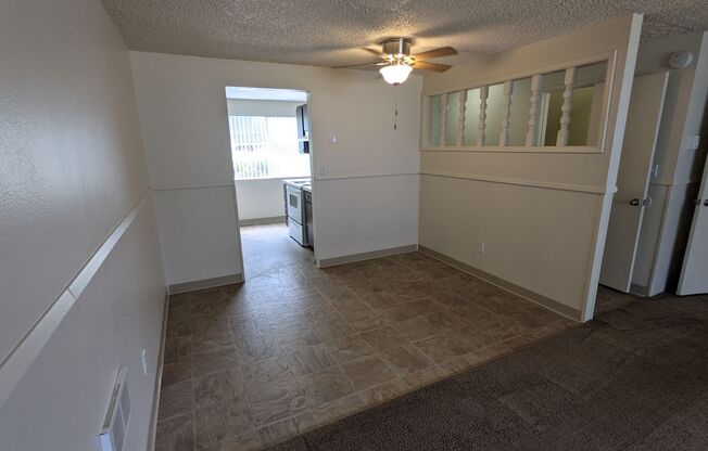 3 beds, 1.5 baths, 1,500 sqft, $1,995, Unit 2802-5