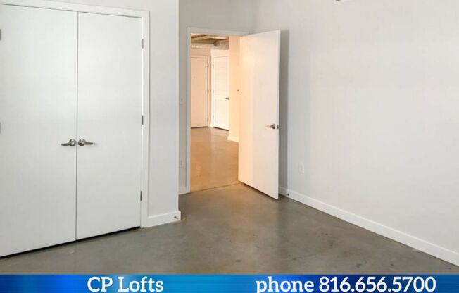 2 beds, 1 bath, 900 sqft, $1,300, Unit 5-319