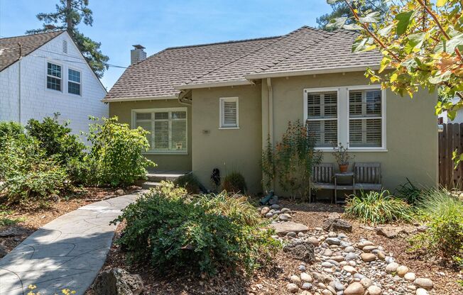 Charming Home in San Jose!