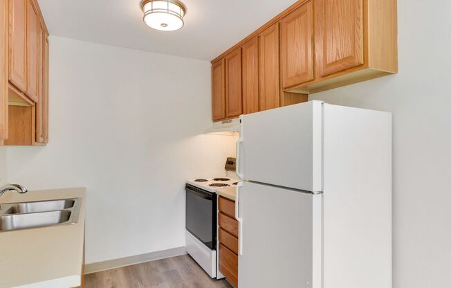3135 Dupont