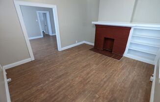 3 beds, 1 bath, 1,120 sqft, $1,295, Unit 1564 East Blake Ave