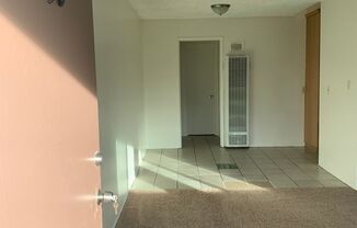 1 bed, 1 bath, $1,600, Unit 16