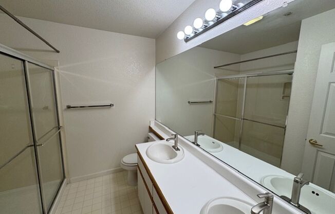 2 beds, 2.5 baths, $2,900, Unit # 203