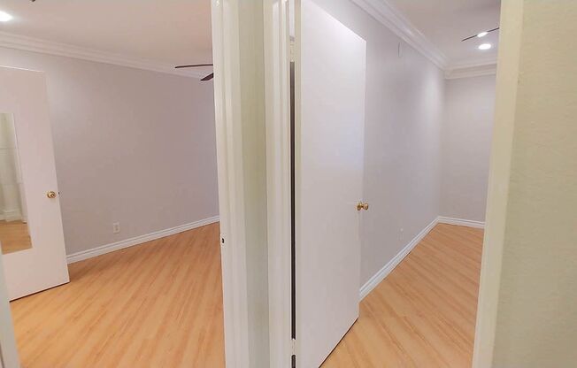 2 beds, 2 baths, 940 sqft, $2,950, Unit 515