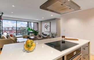 2 beds, 1 bath, 890 sqft, $3,600, Unit 6C