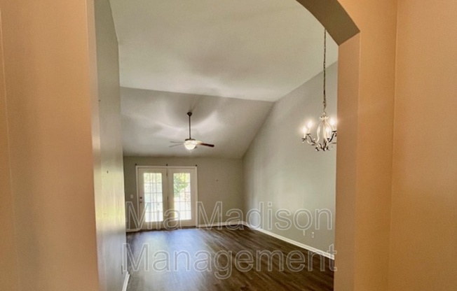 26 RIVERMOOR CT