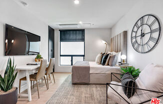 Studio, 1 bath, 350 sqft, $2,695, Unit 536
