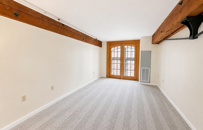 2 beds, 1.5 baths, 1,454 sqft, $2,300, Unit 204