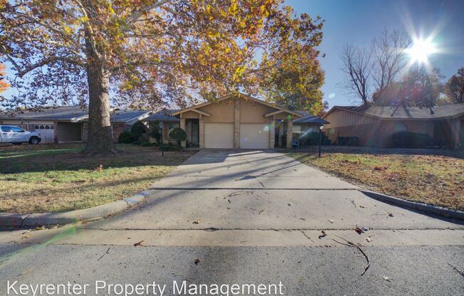 6119 S Troost Ave