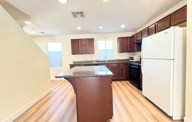 Bright & Spacious 3-Bedroom Rental in Henderson, NV