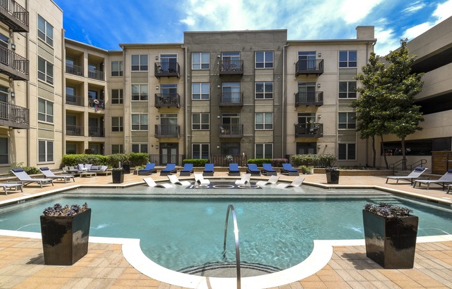 Home - 1800 Broadway - San Antonio, TX